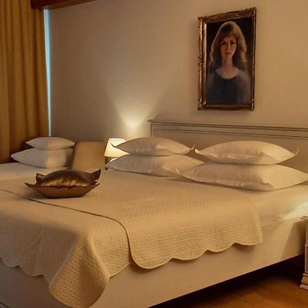 Guest House Fenix ברלה חדר תמונה