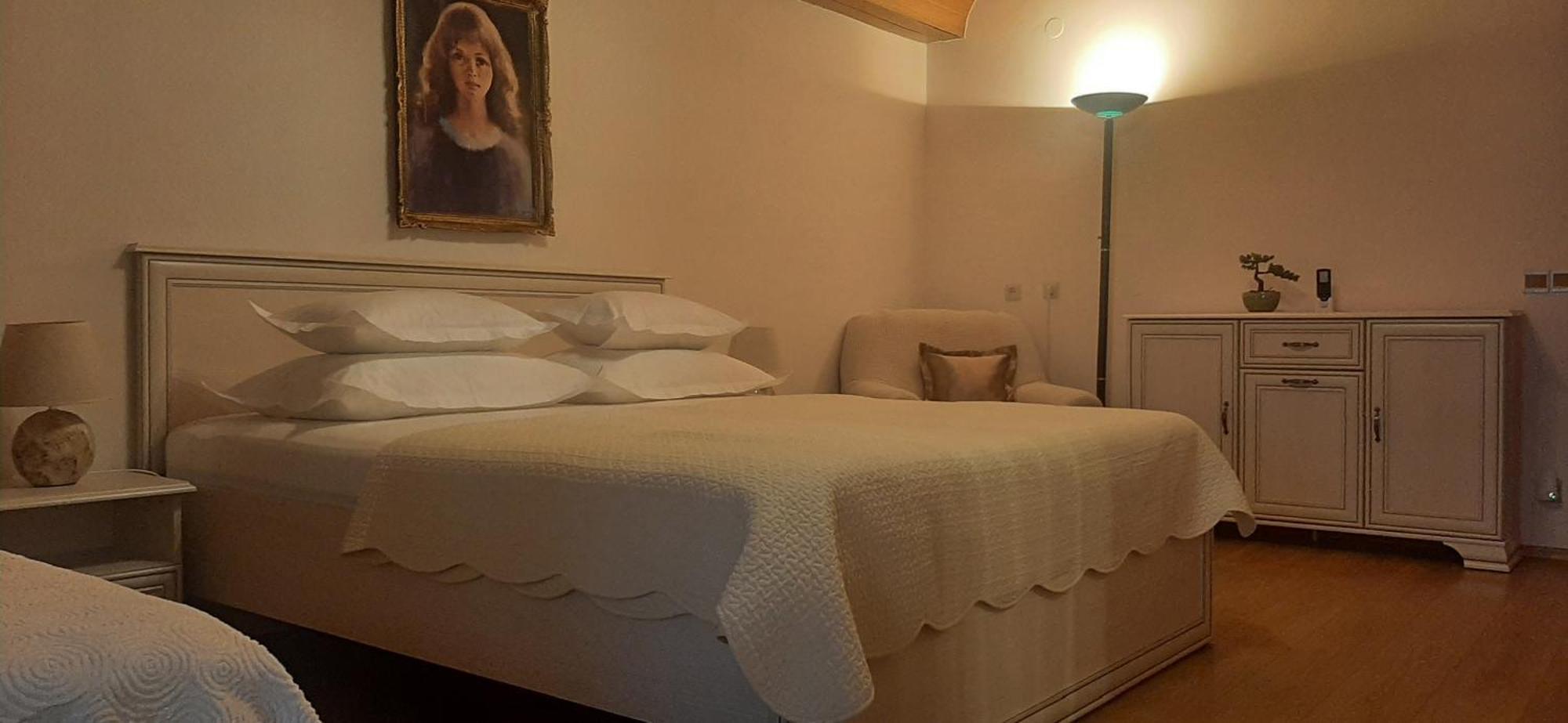 Guest House Fenix ברלה חדר תמונה