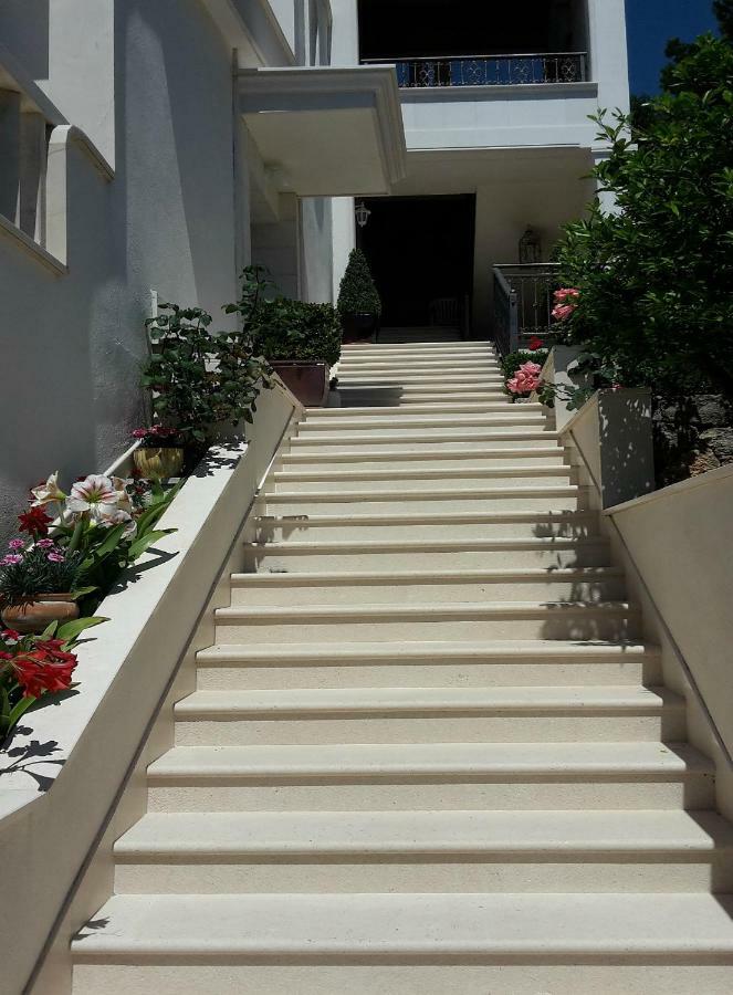 Guest House Fenix ברלה מראה חיצוני תמונה